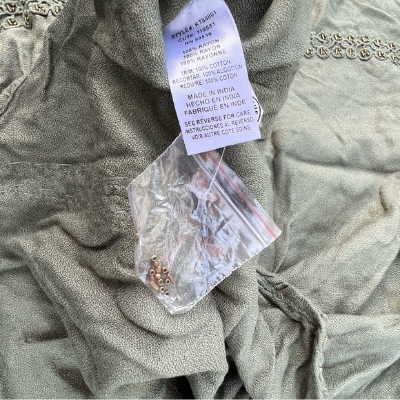 KUT From The Kloth Womens Cap Sleeve Blouse Embellished Gold Beaded Medium - Picture 4 of 8